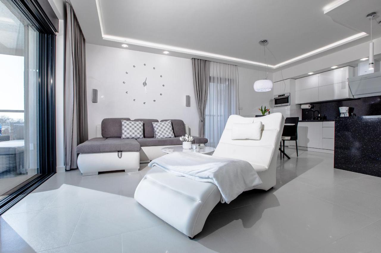 Apartament Luksusowy 23 Gardenia Dziwnow Z Widokiem Na Morze Epapartamenty Exteriör bild